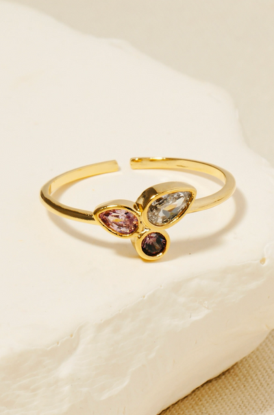 GOLD DIPPED CZ TEAR STUDDED BAND RING
