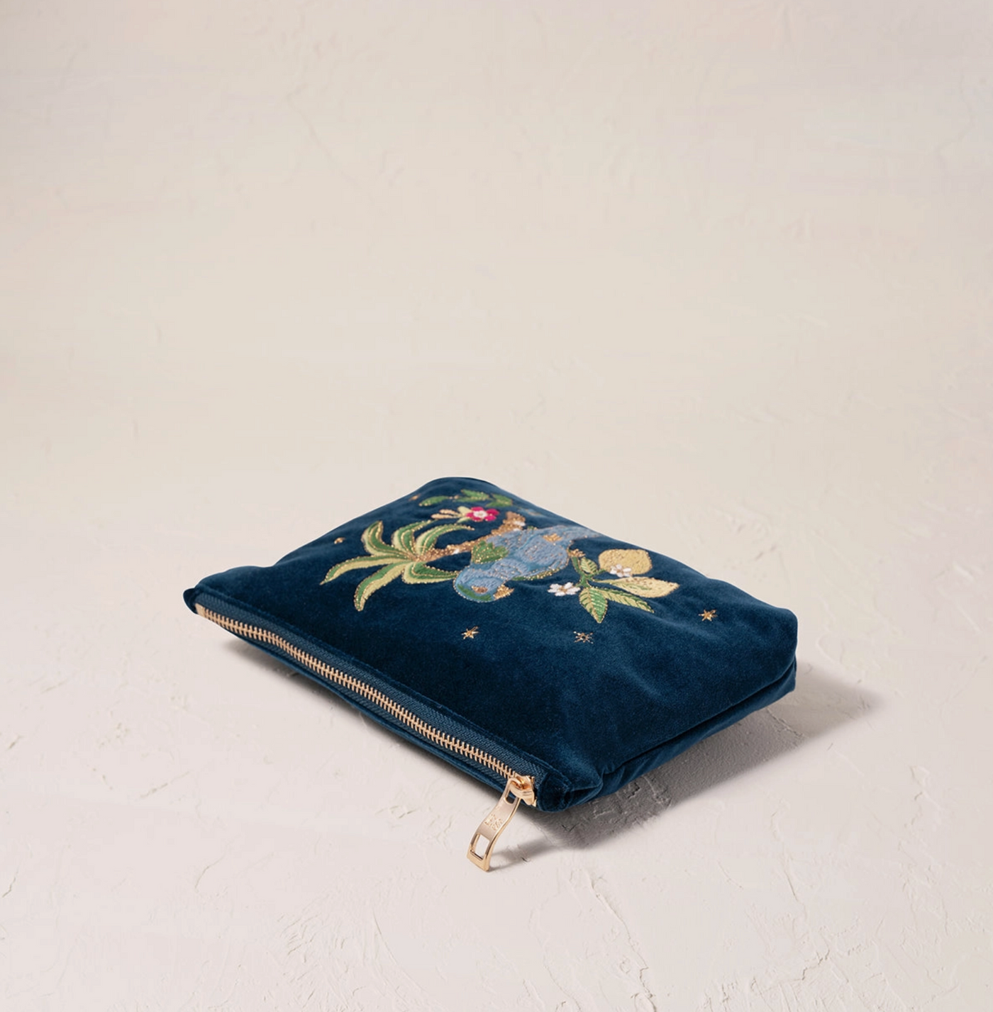 JUNGLE PARADISE PARROT MINI POUCH PFA25  BLUE