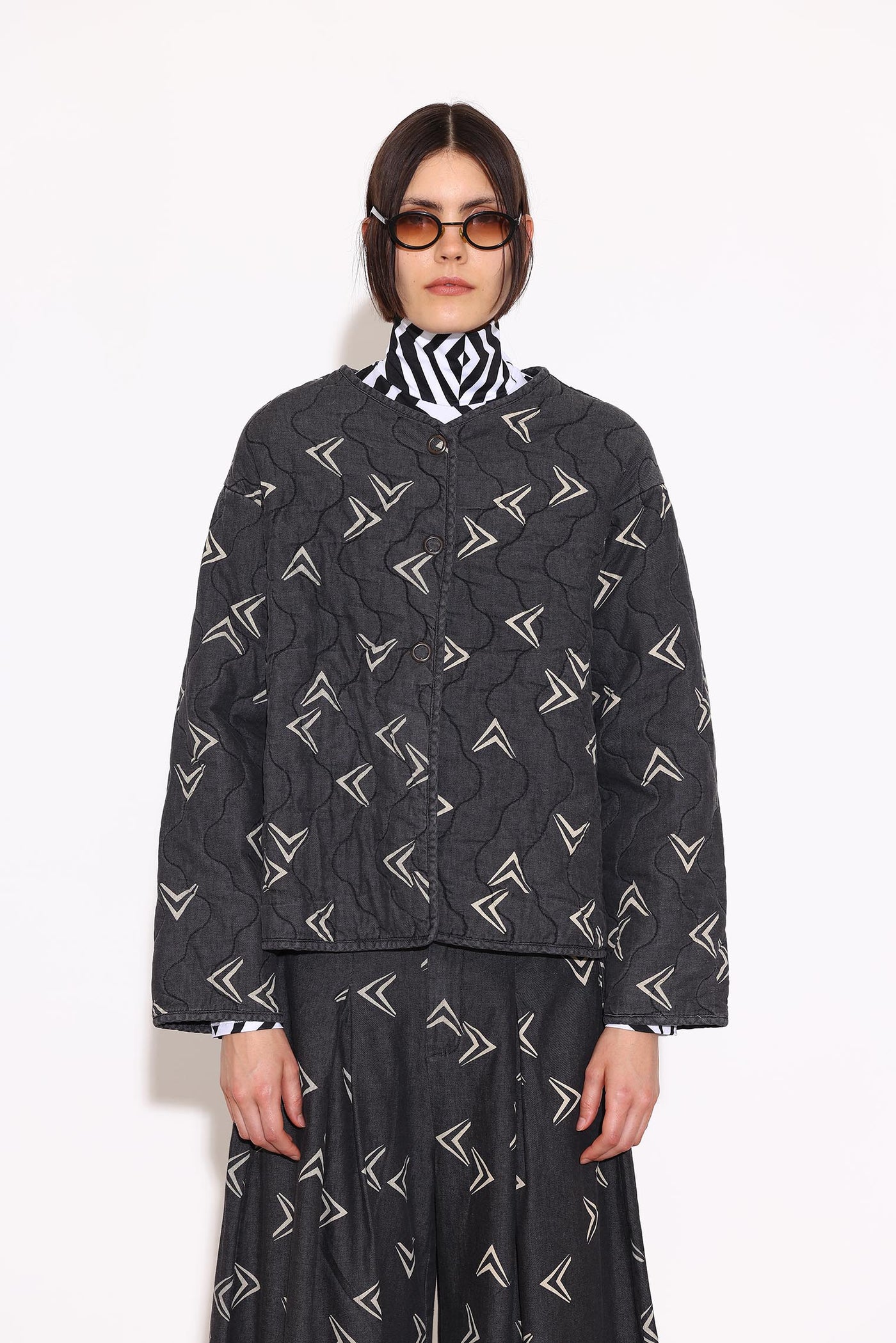 CAMPERA ALMAS PPHI25 BLACK