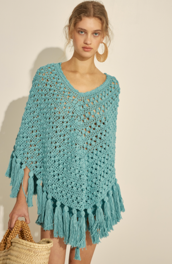 CROCHET TASSELED PONCHO V23