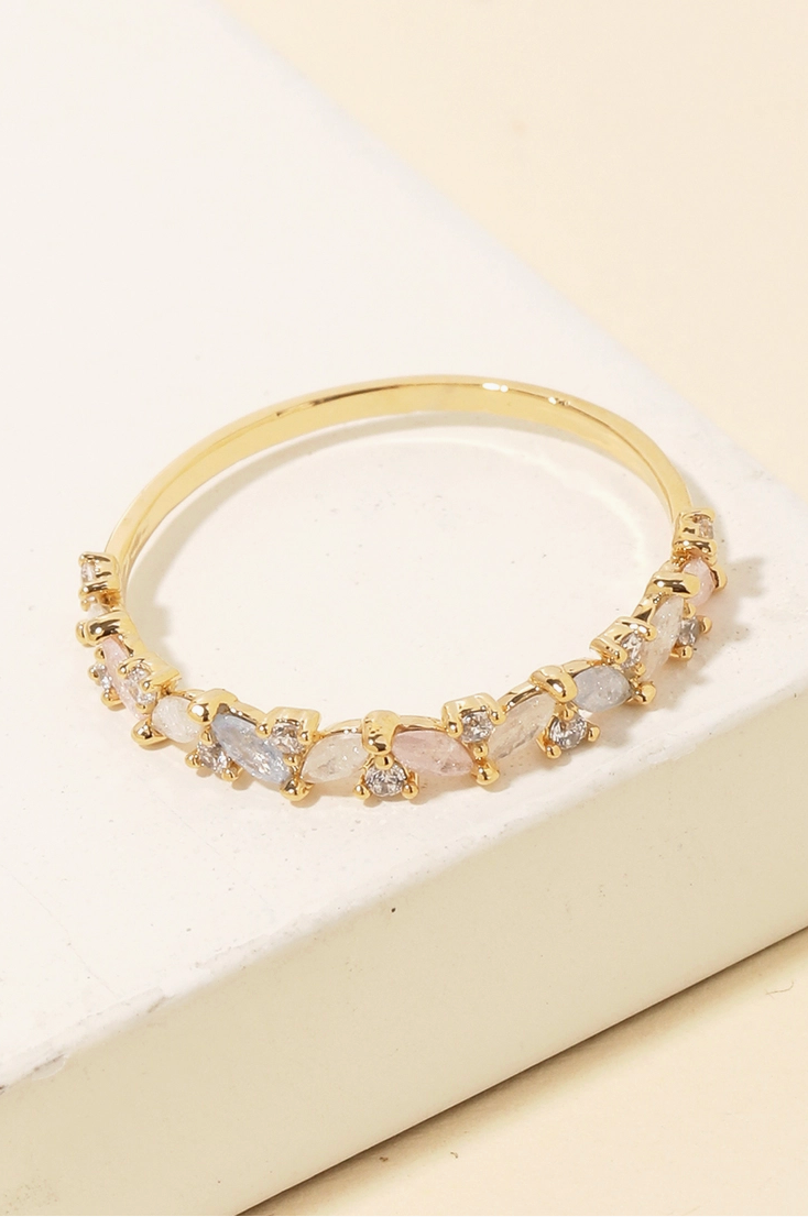 STUDDED RING