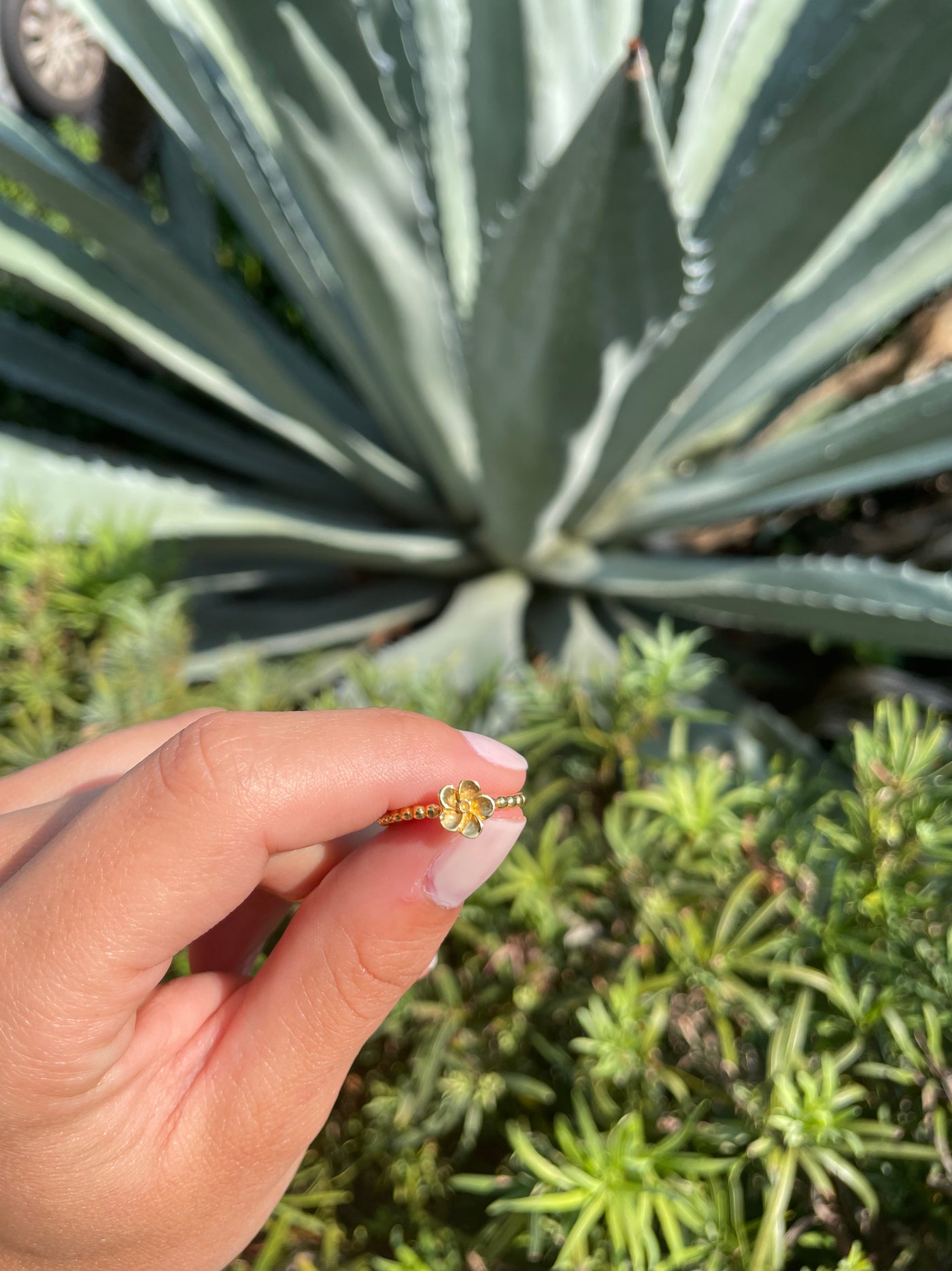 ANILLO FLOR TORZADA