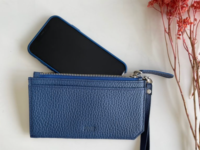 LARGE CARD HOLDER